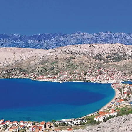 Amazing In Pag With 2 Bedrooms And Wifi *